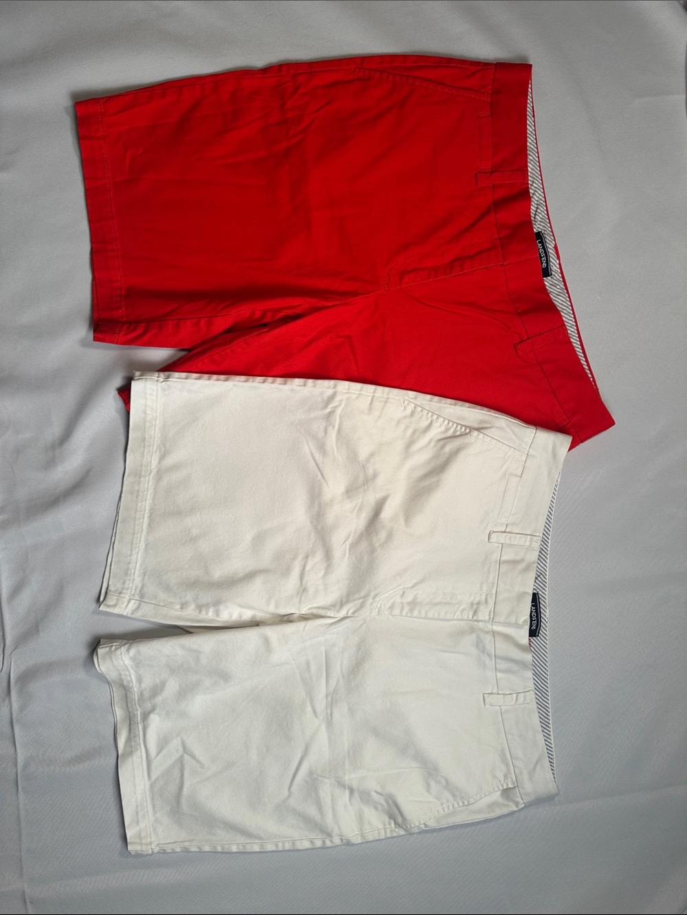 Lands' End Red and White Women Flat-Front Shorts Size 12 EUC